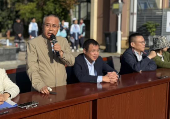 ab51de6388ca438a866bd15bab7c9e68