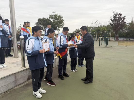 33976cd4136b7e6e01509bc817e790b5